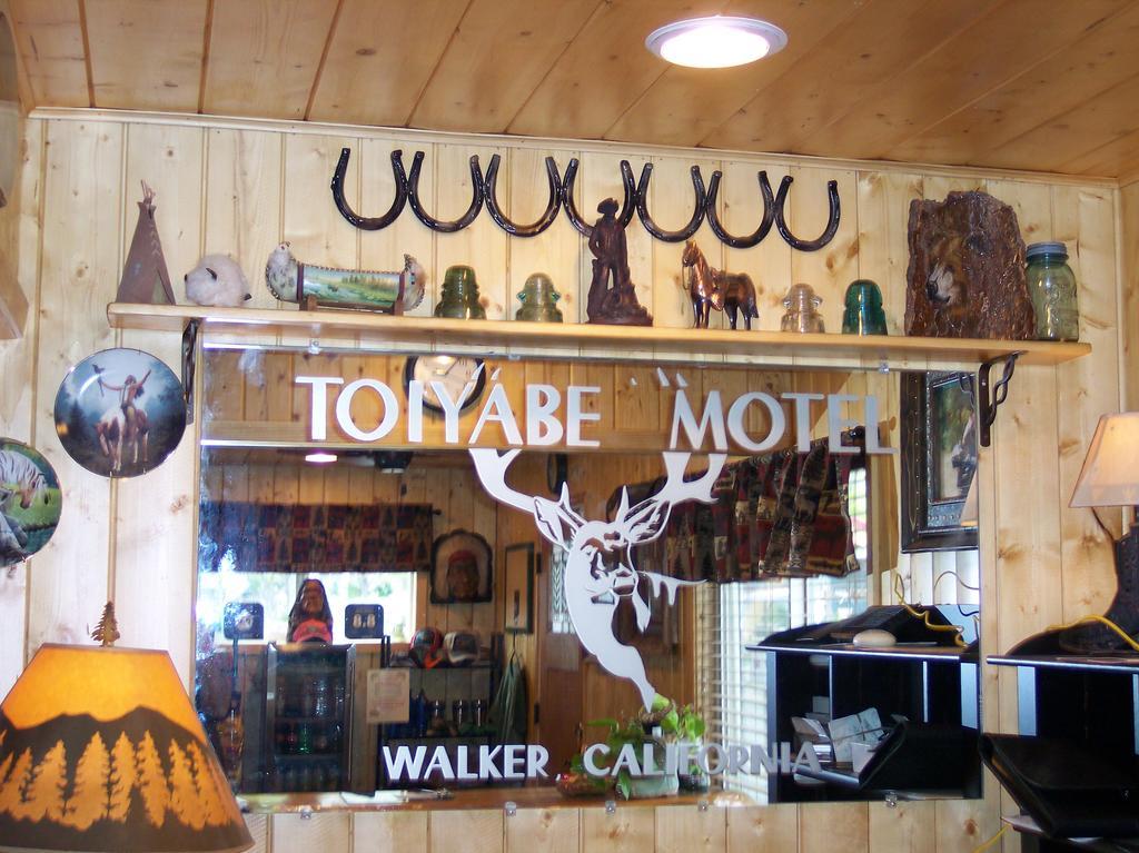 Toiyabe Motel Walker Екстериор снимка